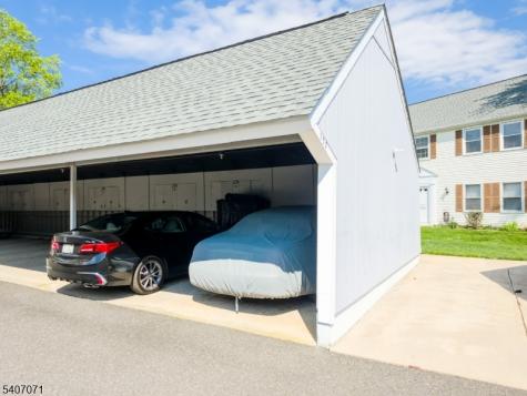 220 Manchester Lane Monroe NJ 08831