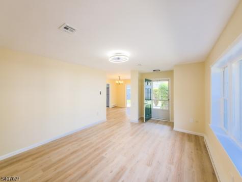 220 Manchester Lane Monroe NJ 08831