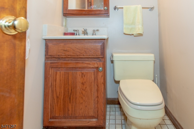 21 Plumer Road Frankford NJ 07860