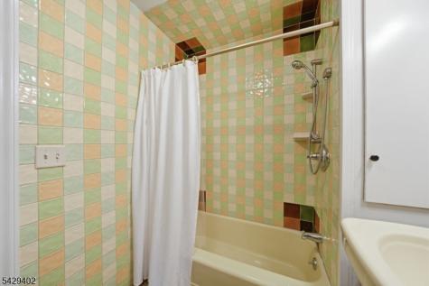 37 Buena Vista Avenue Hawthorne NJ 07506