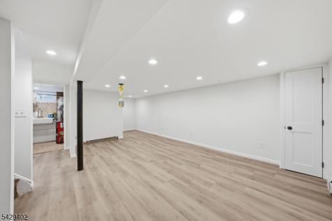 37 Buena Vista Avenue Hawthorne NJ 07506