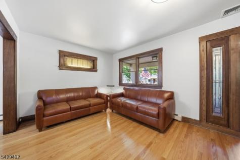 37 Buena Vista Avenue Hawthorne NJ 07506
