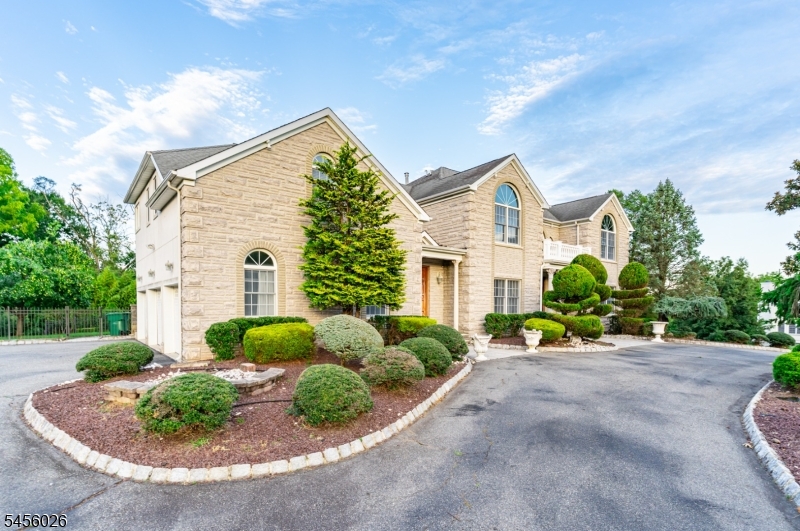 3 Topaz Court Marlboro NJ 07746