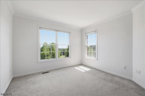 29 Old Schoolhouse Road Bethlehem NJ 08802