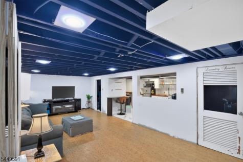 12 Nottingham Road West Orange NJ 07052