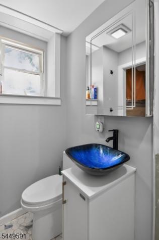 12 Nottingham Road West Orange NJ 07052