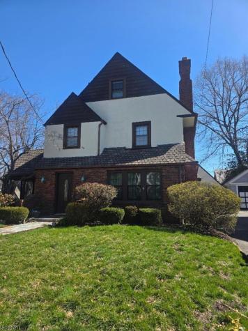 305 E 40th Street Paterson NJ 07504