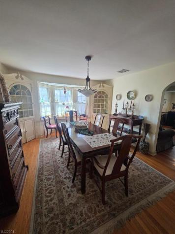 305 E 40th Street Paterson NJ 07504