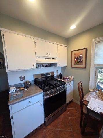 305 E 40th Street Paterson NJ 07504