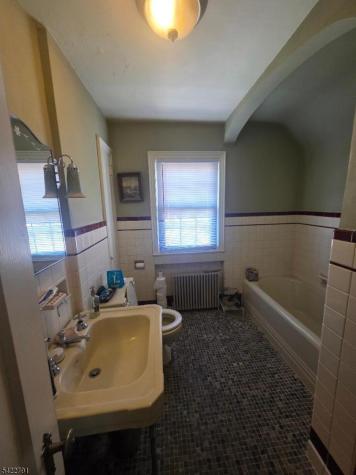 305 E 40th Street Paterson NJ 07504