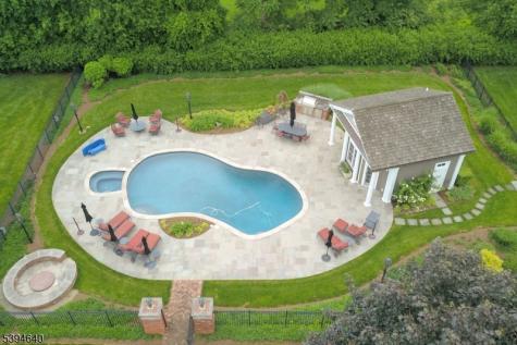 3 Winston Farm Lane Mendham NJ 07931