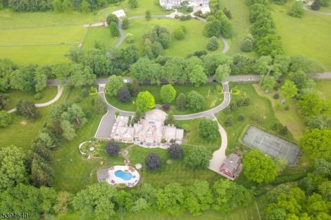 3 Winston Farm Lane Mendham NJ 07931