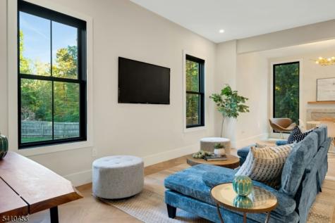 83 W End Avenue Summit NJ 07901