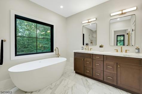 83 W End Avenue Summit NJ 07901