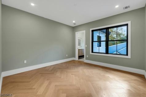 83 W End Avenue Summit NJ 07901
