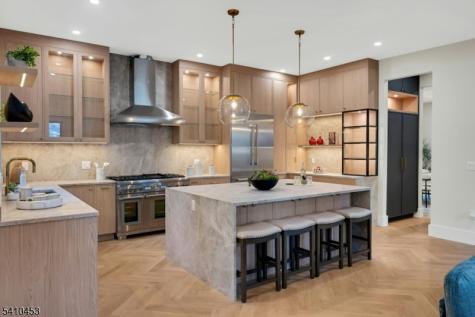 83 W End Avenue Summit NJ 07901