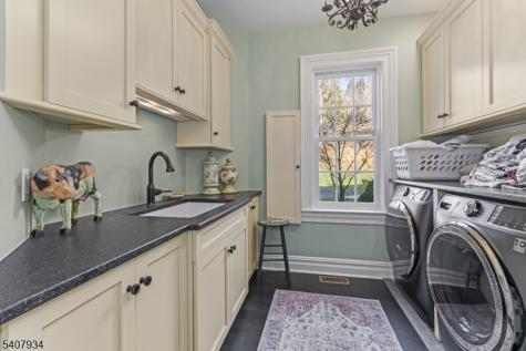 109 Mosle Road Mendham NJ 07931