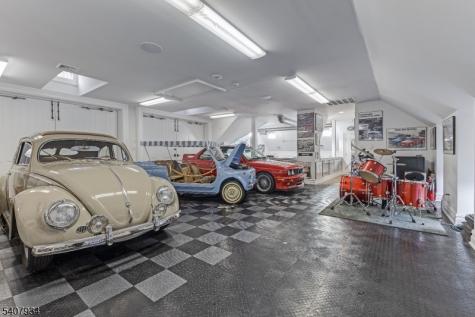 109 Mosle Road Mendham NJ 07931