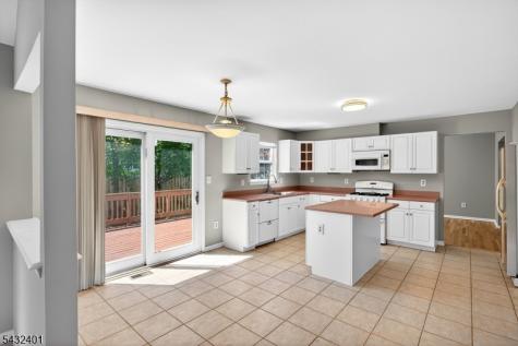 5 Campbell Road Hillsborough NJ 08844