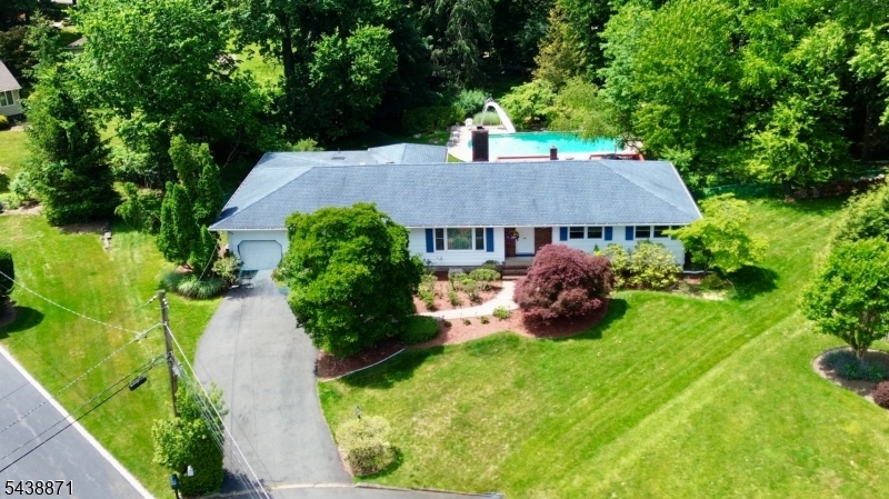 615 Lamanna Drive River Vale NJ 07675
