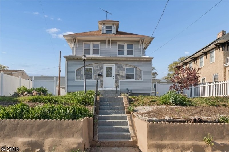 109 E 6th Avenue Roselle NJ 07203