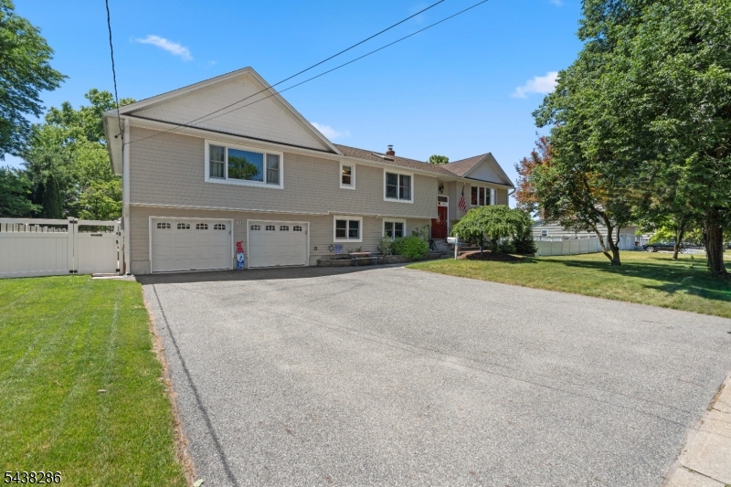 15 Kuiken Court Wayne NJ 07470