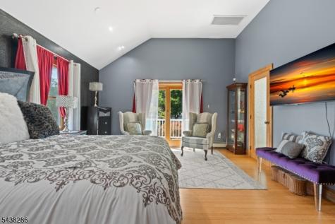15 Kuiken Court Wayne NJ 07470