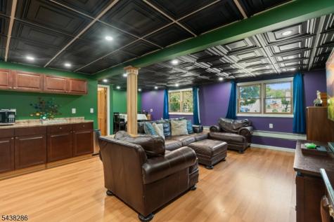 15 Kuiken Court Wayne NJ 07470