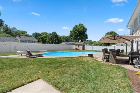 15 Kuiken Court Wayne NJ 07470