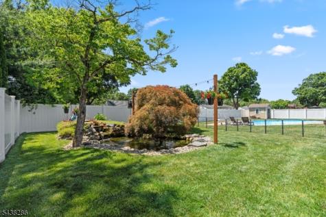 15 Kuiken Court Wayne NJ 07470