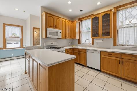 164 S Highwood Avenue Glen Rock NJ 07452