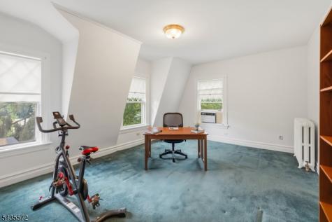 164 S Highwood Avenue Glen Rock NJ 07452