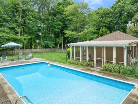 164 S Highwood Avenue Glen Rock NJ 07452