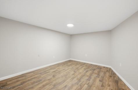 693 N 8th Street Newark NJ 07107
