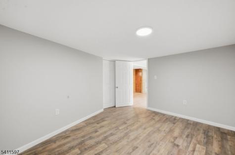 693 N 8th Street Newark NJ 07107
