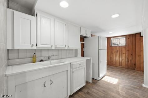 693 N 8th Street Newark NJ 07107