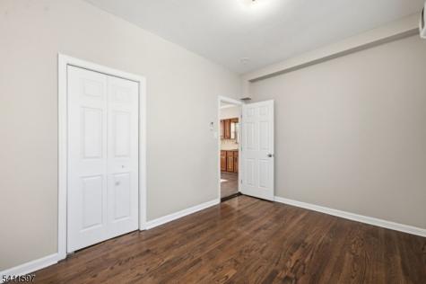 693 N 8th Street Newark NJ 07107