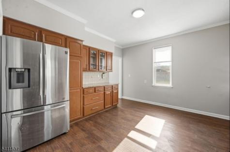 693 N 8th Street Newark NJ 07107