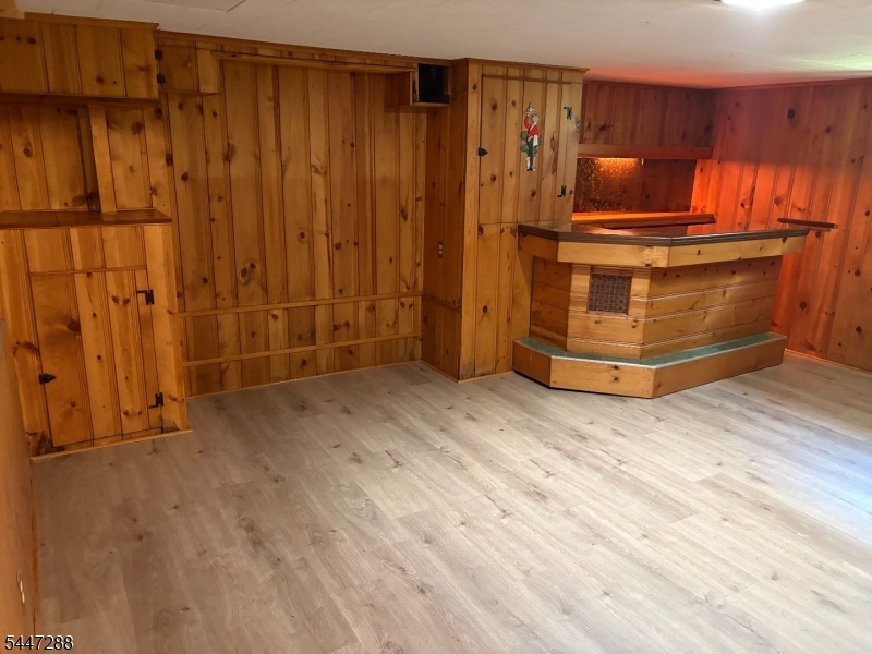 33 Longacre Drive Livingston NJ 07039
