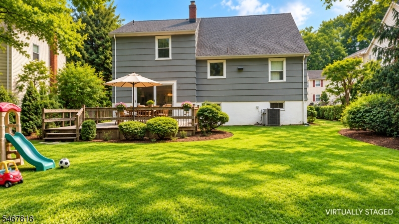 33 Longacre Drive Livingston NJ 07039