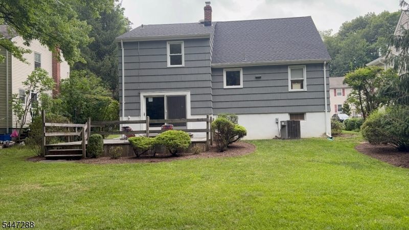 33 Longacre Drive Livingston NJ 07039
