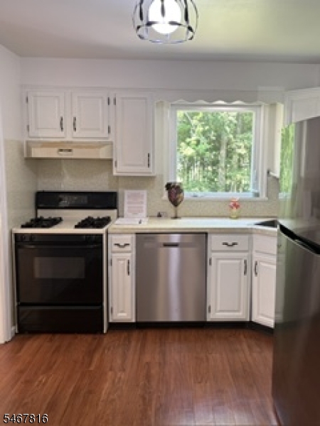33 Longacre Drive Livingston NJ 07039