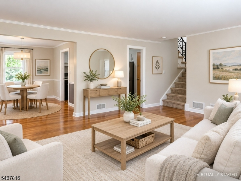33 Longacre Drive Livingston NJ 07039