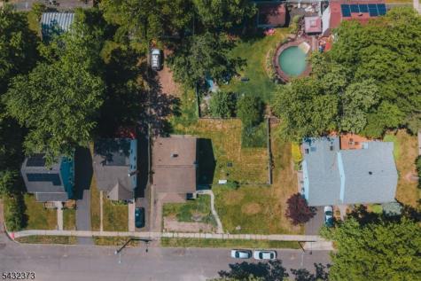 114 Martin Street Roselle NJ 07203