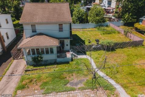 114 Martin Street Roselle NJ 07203