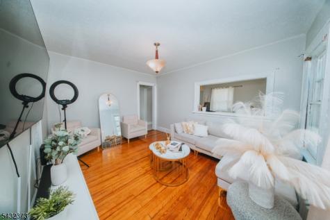 114 Martin Street Roselle NJ 07203