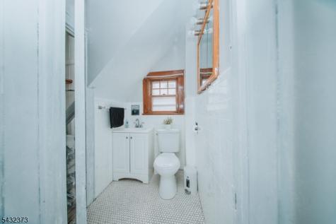 114 Martin Street Roselle NJ 07203