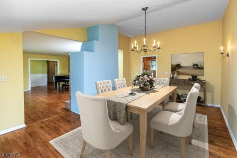 19 Floral Road Raritan NJ 08822