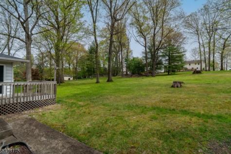 19 Floral Road Raritan NJ 08822