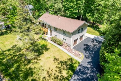 98 Gould Road West Milford NJ 07435